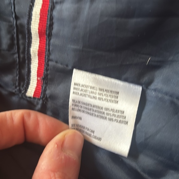 Tommy Hilfiger Quilted All Weather Systems Jacket - Picture 5 of 8